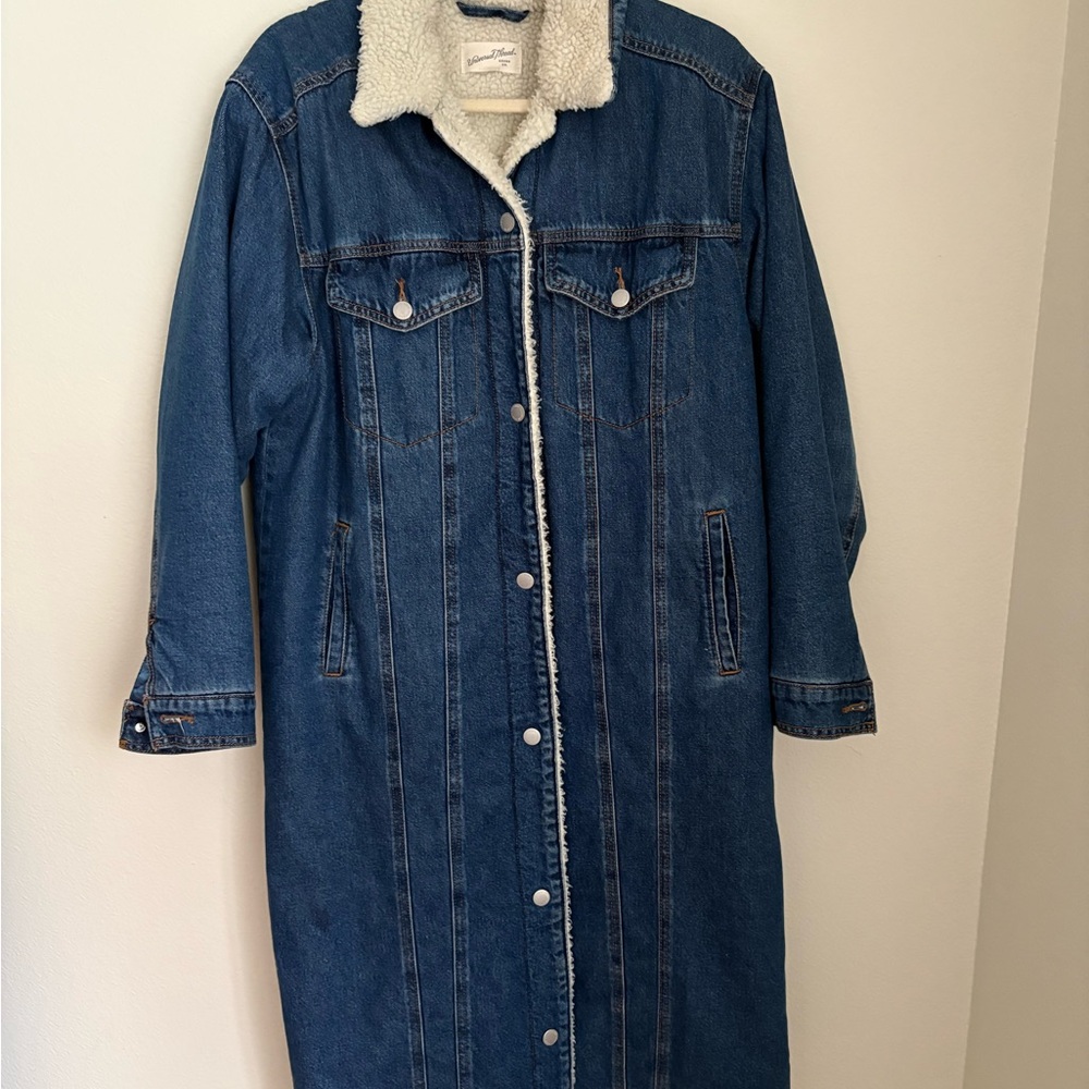 Universal Thread Women’s Faux Shearling Lined Long Denim Jacket , Size Medium